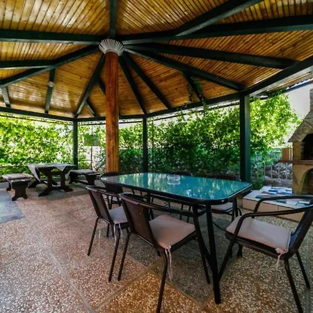 Bozena - One Bedroom With Terrace