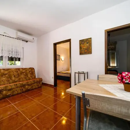 Διαμέρισμα Bozena - One Bedroom With Terrace Krk Town