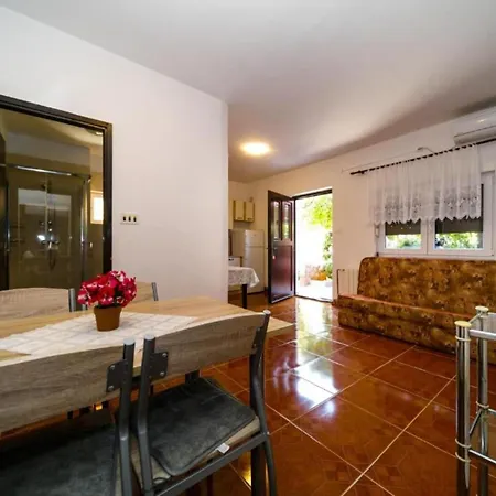 Bozena - One Bedroom With Terrace Krk Town